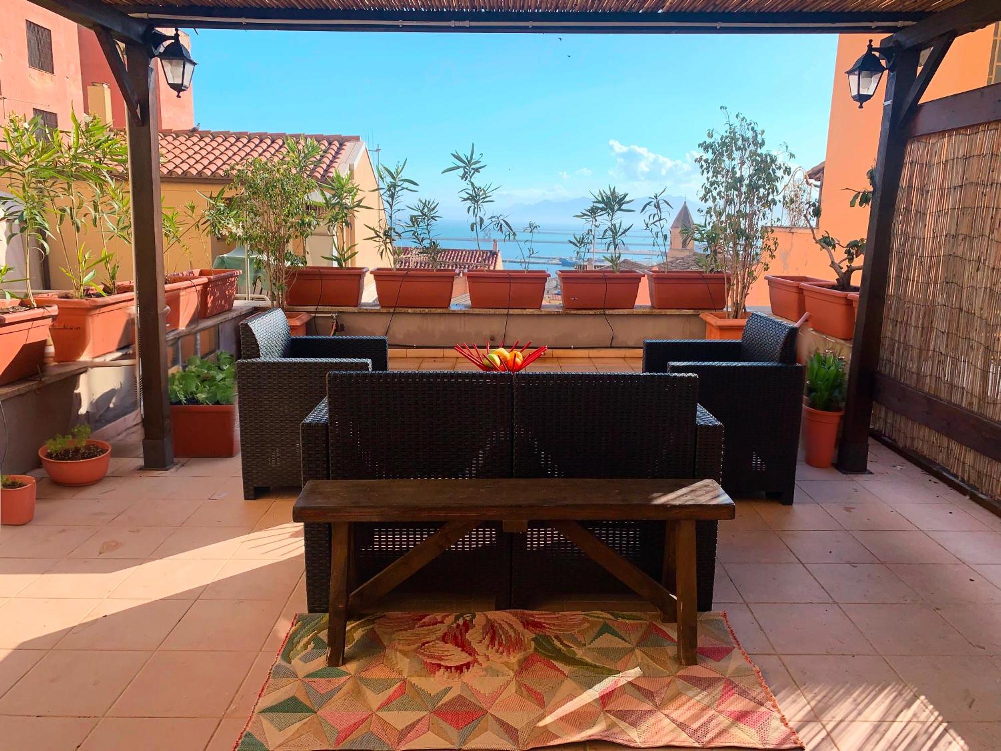 Appartamento Oasi Urbana Con Terrazza E Vista Cagliari Esterno foto