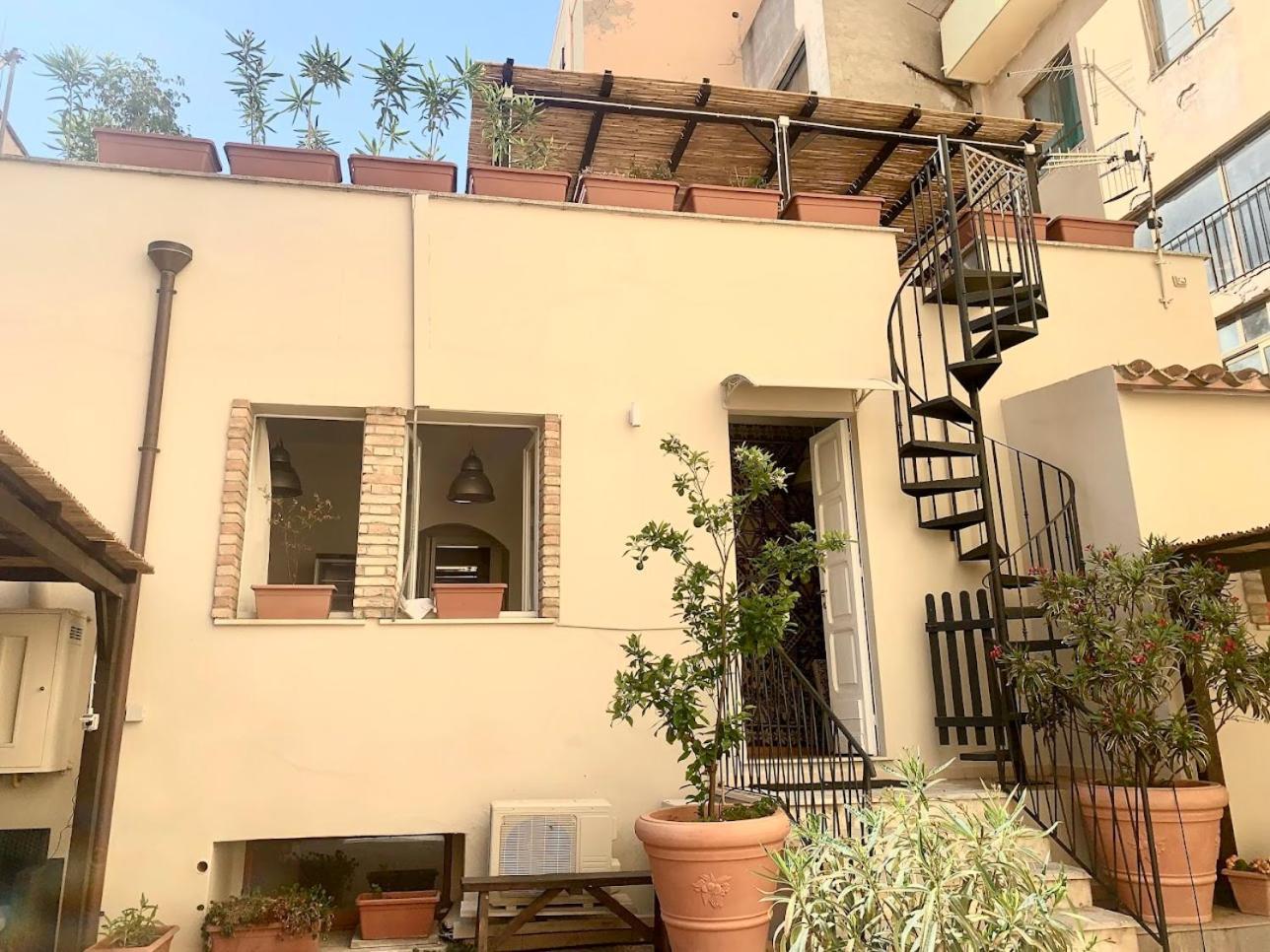 Appartamento Oasi Urbana Con Terrazza E Vista Cagliari Esterno foto